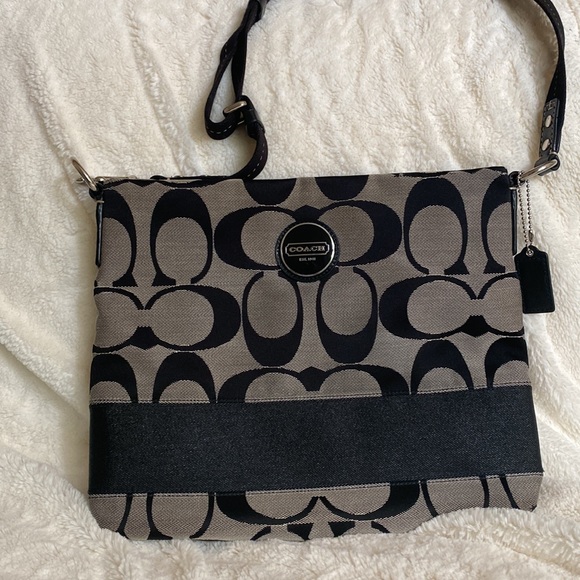 COACH bag for women, black and grey. - Picture 6 of 7